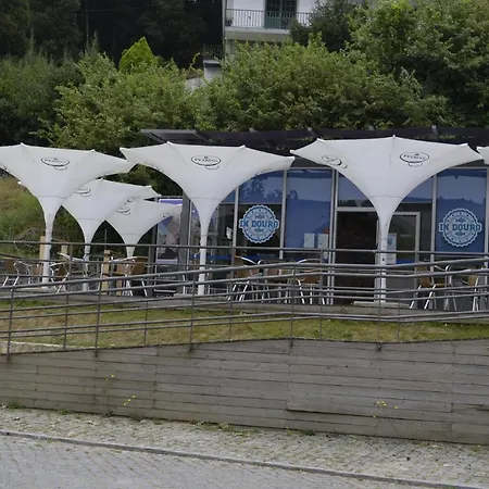 Encosta Do Douro - Rio Douro Cinfães