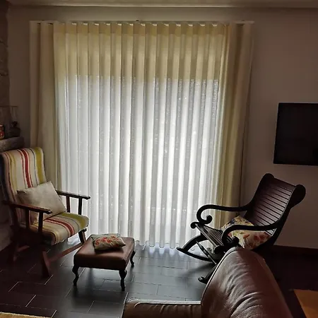 Encosta Do Douro - Rio Douro