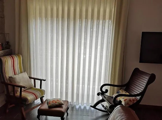 Encosta Do Douro - Rio Douro